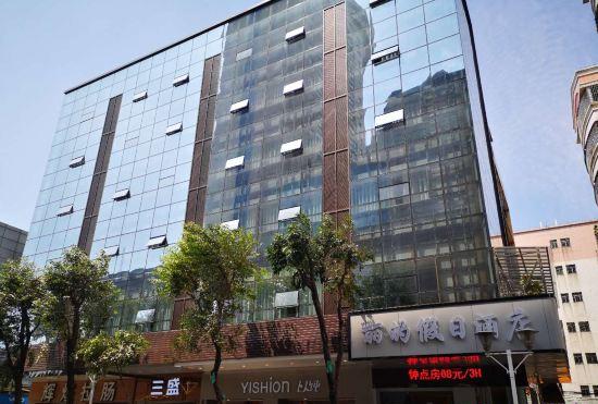 Гостиница Li's Holiday Hotel (Foshan Sanshui Railway Station)
