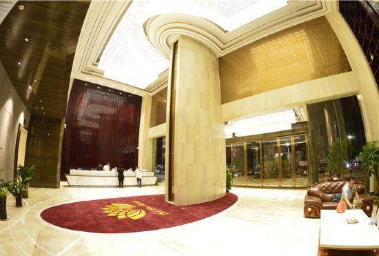 Гостиница Baihe Hotel (Shunde Lecong Jiajucheng )