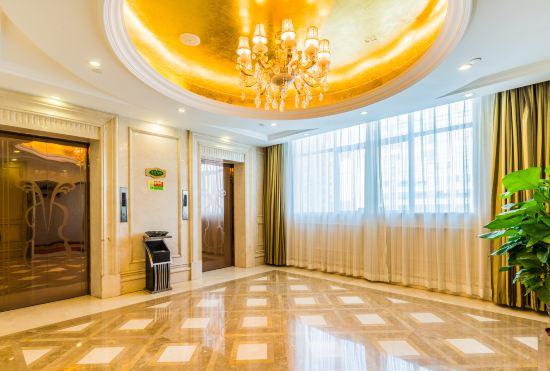 Vienna International Hotel (Foshan Zhangcha Poly Champagne)