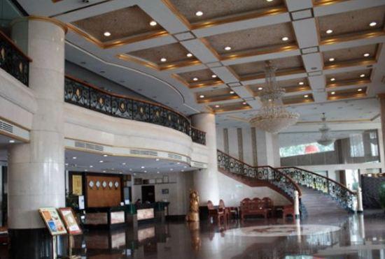 The Dynast's Hotel