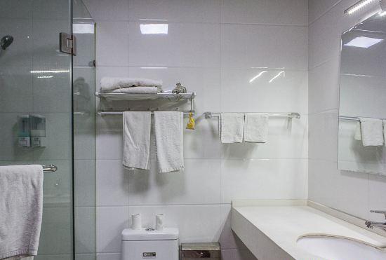 Гостиница Danyang Yangzijiang Business Hotel