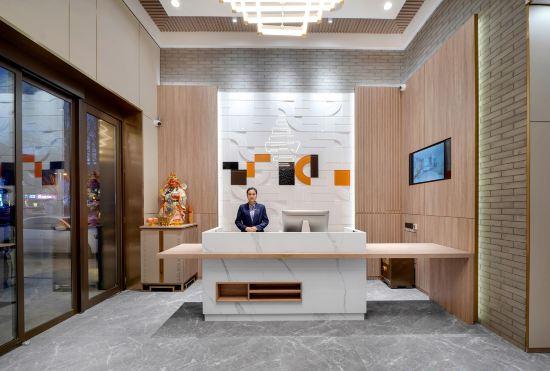 Гостиница Chonpines Hotel (Daqing West Railway Station Wanda Plaza Branch)