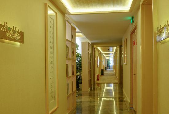 Гостиница Fuyang Moli Luhua Business Hotel (Fuyang ecological paradise store)
