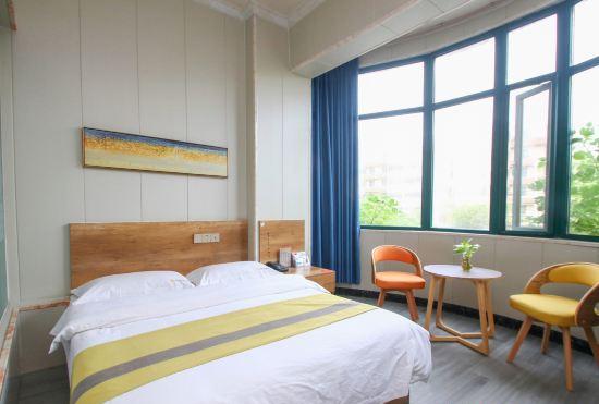 Yiyang Anyi Express Hotel