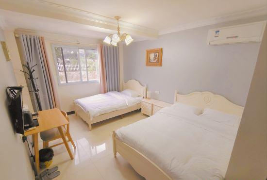 Kaili Mid-Levels Time Hotel