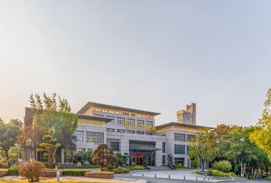 Гостиница F World Conference Center Hotel (Wuhan Tianhe Airport Julong Avenue Subway Station Branch)