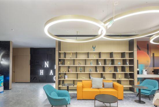 Hello Hotel (Yuyao Wucaicheng Branch)