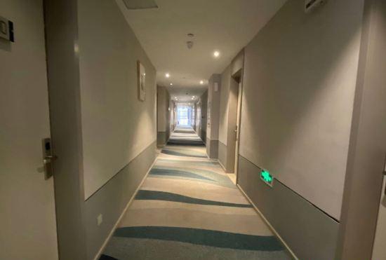 Hotel Home Inn (Yingtan Kaixiang Central Square Train Station)