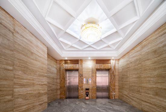 Гостиница Berman Hotel (Zhanjiang Dingsheng Plaza Seaside Park)