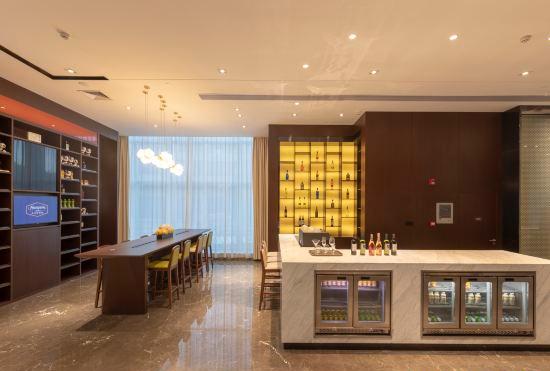 Гостиница Hampton by Hilton Zhanjiang Renmin Avenue