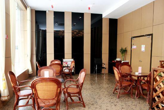 Durian Candy Select Hotel (Zhuji Fengqiao Haipo Branch)