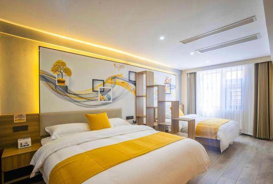 Гостиница Yunju Hotel (Zhaotong Hejing Plaza)