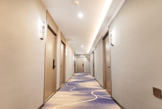 Гостиница Yunqi Hotel (Zhengzhou Erqi Square David City)