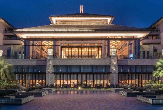 Гостиница Crowne Plaza Hailing Island