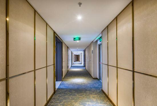 Гостиница Yangjiang Jiangcheng Junyi Square Atour X Hotel
