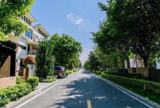 Гостиница Q Jia · Pinyi Villa (Yangjiang Hailing Island Shili Yintan Store)