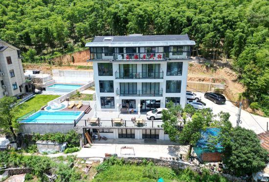 Hotel Anji Yunmanwu · Cloud · 180 ° Mountain View, Hidden Bamboo Resort