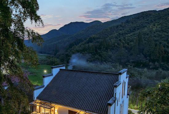 Hotel Anji Yicheng Yunshang Grassland Mountain Resort B&B