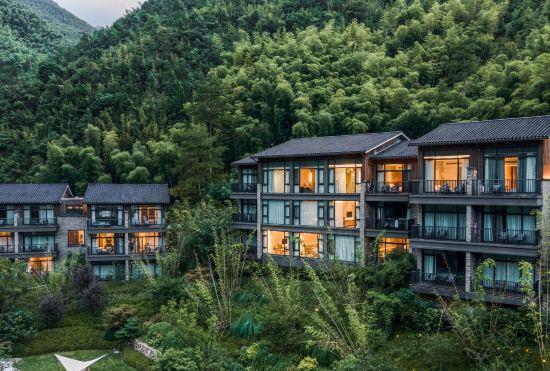 Hotel Prana Resort,Anji