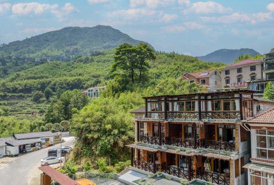 Hotel Yunshang Grassland·There is a house in Anji Grand Canyon Scenic Private Soup Holiday Meish