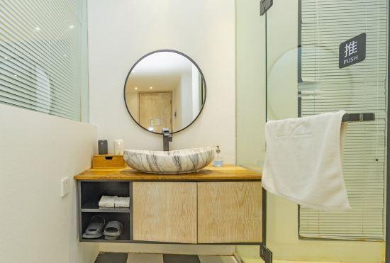 Гостиница Home stay in zuoshe, Yunxi, Yandang Mountain