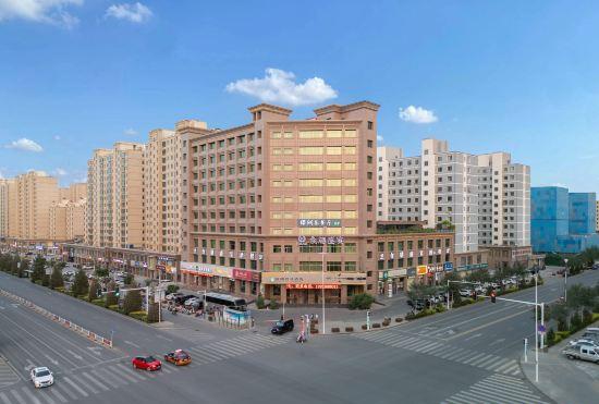 Hotel Oasis Holiday Inn (Zhangye West high-speed rail station)