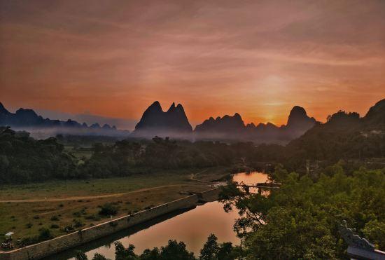 Гостиница Yangshuo Lijiang Fuhai Riverside Resort
