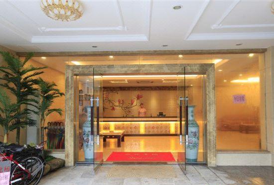 Гостиница Huaxiang Manting West Street Hotel (Yangshuo Lijiang West Street)