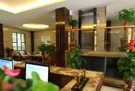 Гостиница Zhongbo Business Hotel