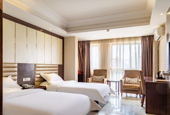 Jujia Fengshang Hotel (Xinzheng Sias International College)