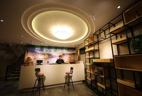 Гостиница Xinzheng Venice Fashion Hotel (Xinhua Road Zhonghua Road)
