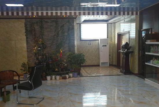 Xinzheng Shuanghe Hotel (Yanhuang Avenue Water Conservancy College)