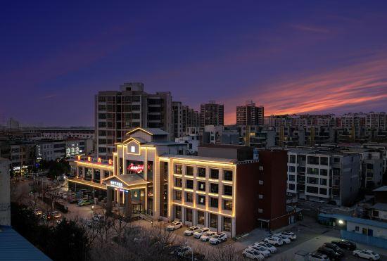 Xinzheng Weide Art Hotel