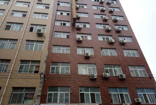 Xinzheng Zhongzhou Hotel (Henan Engineering College)