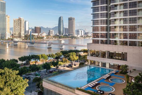 Hotel Melia Vinpearl Danang Riverfront