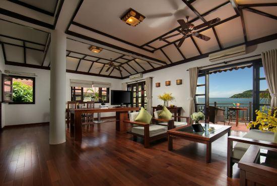 Гостиница Son Tra Resort & Spa Danang