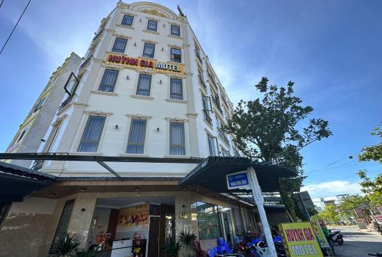 OYO 1193 Huynh Gia Hotel