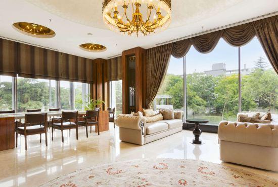 Гостиница Ramada Plaza by Wyndham İstanbul Ataköy