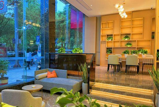 Hefeng Yuemian Hotel (Zhangzhou Wuling Square District Government Branch)