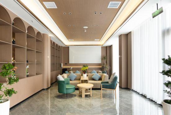 Гостиница Count Business Hotel