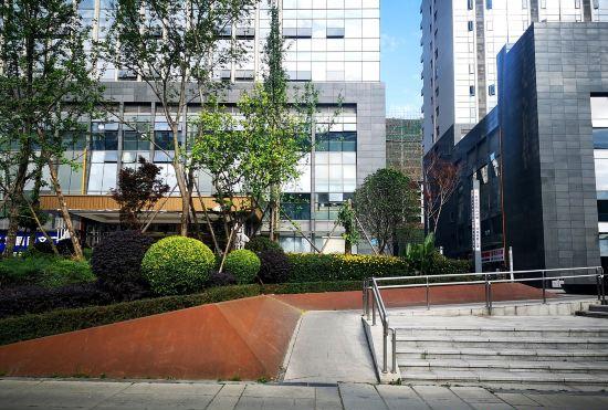 Гостиница Chengdu Lanshe Quality B & B