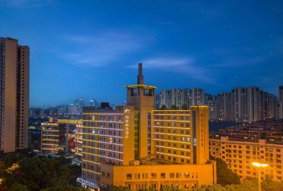 Home Selection Hotel (Changsha Wanjiali Gaoqiao Branch)