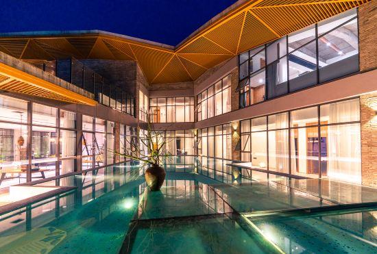Hotel Yunfuli Yunsu·Emeishan Yunshuiju Private Hot Spring B&B