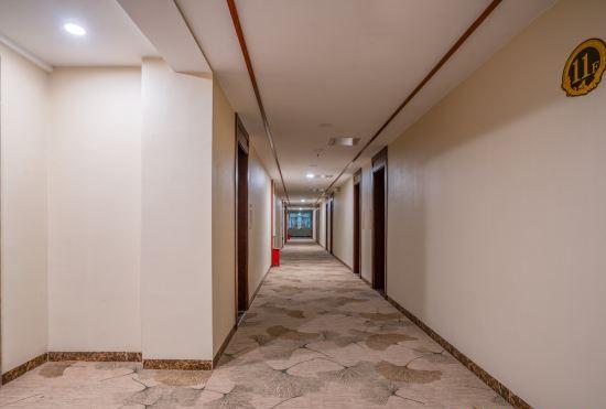 DE  YI  HOTEL