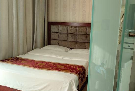 Гостиница Enhe Hotel (Lanzhou New Area)