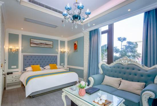 Гостиница Bainian Hotel