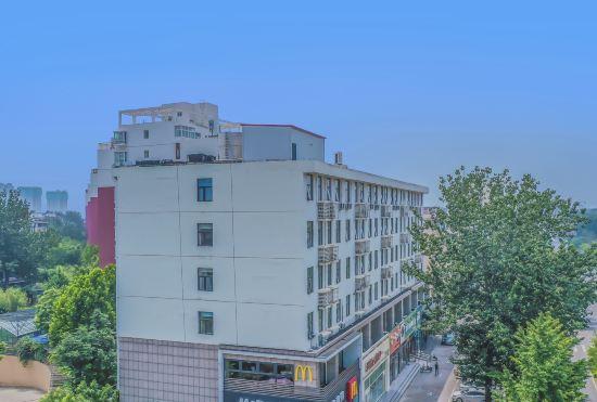 Гостиница Starway Hotel (Langfang Convention and Exhibition Center)