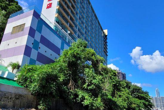 Grand Bay View Hotel