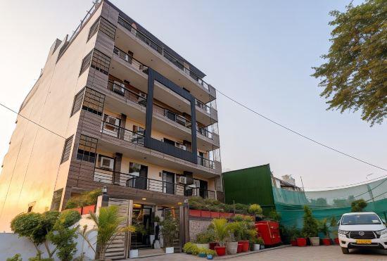 Гостиница Plum Tree Hotels