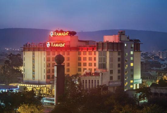 Гостиница Ramada by Wyndham Jaipur